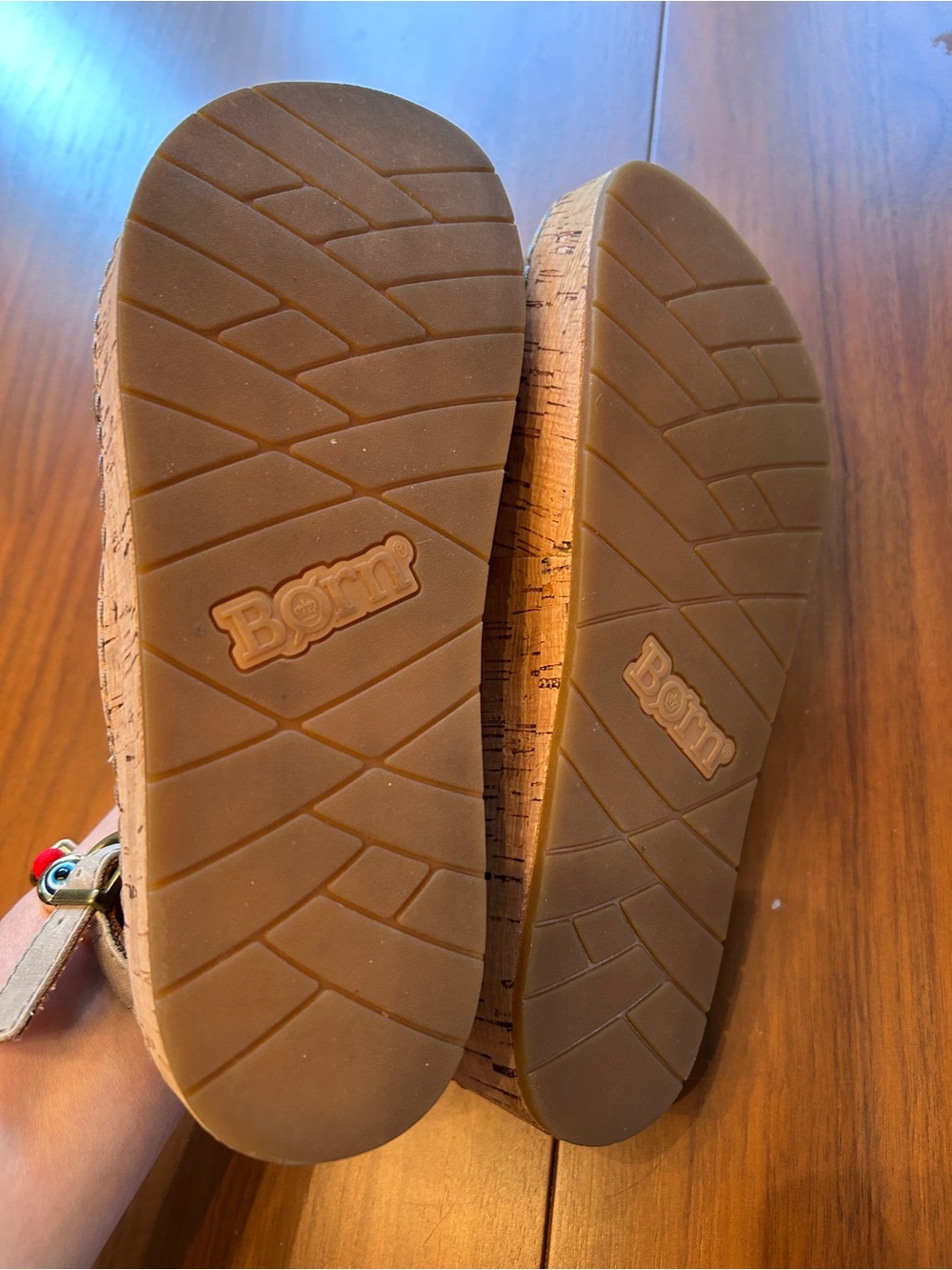 Born Women's size 7 Taupe Crisscross Cork Wedge Sandals - Picture 3 of 8